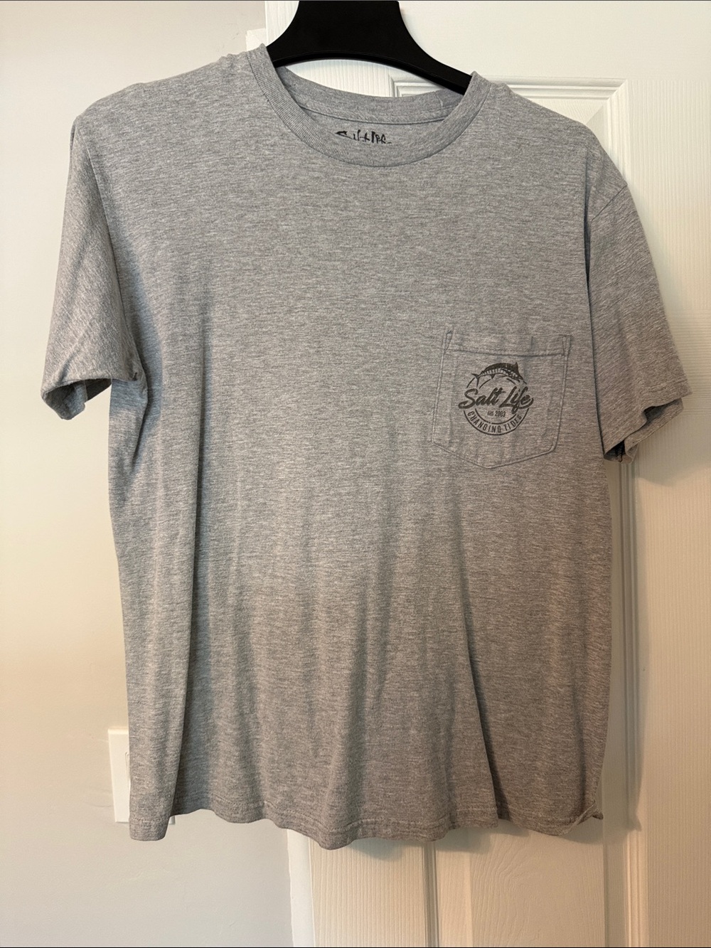 Salt Life Light Gray Short Sleeve Pocket Tee